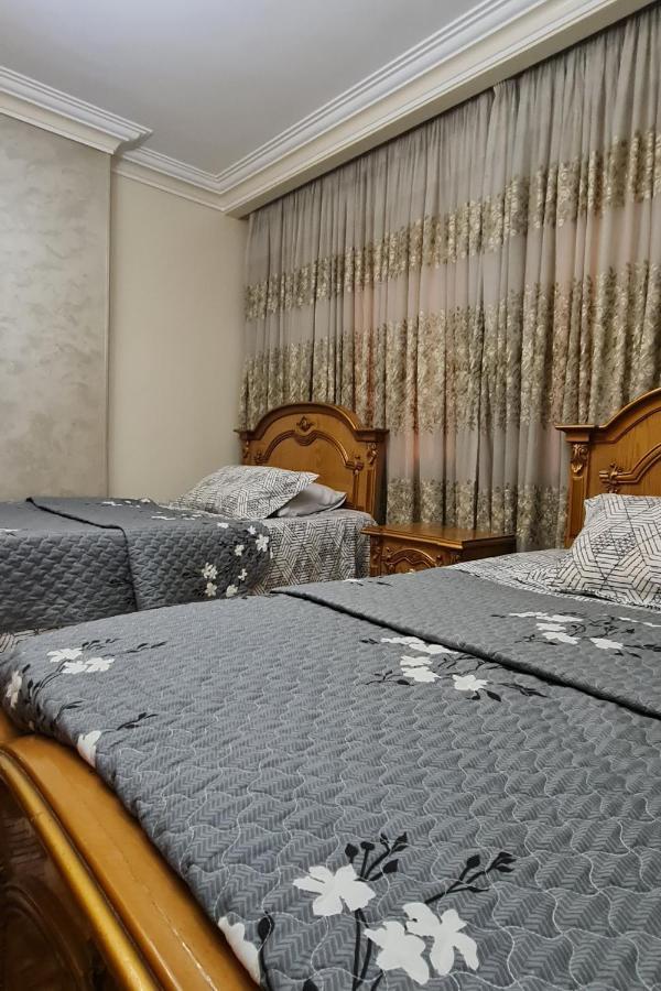 Comfy 3 Bedrooms Apartment In Cairo 96 Exteriör bild